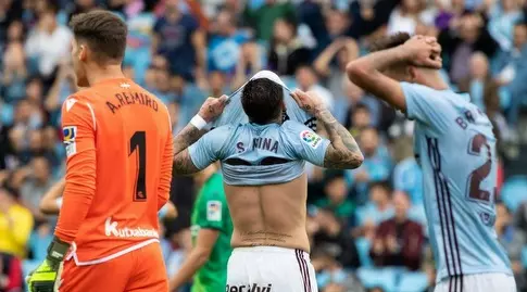 סנטי מינה מאוכזב (La Liga)