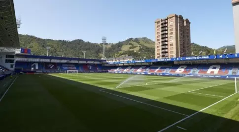 אצטדיון איפורואה (La Liga)