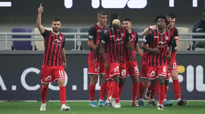 Hapoel Jerusalem players celebrate (Radad Jabara)