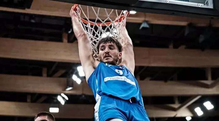רומן סורקין (FIBA.COM)