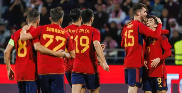 שחקני נבחרת ספרד חוגגים  (הטוויטר הרשמי של נבחרת ספרד)