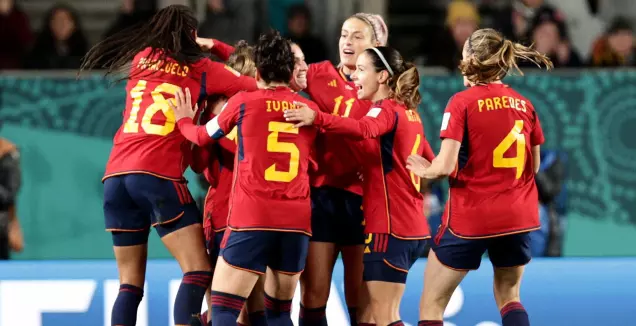 שחקניות נבחרת ספרד חוגגות (רויטרס)
