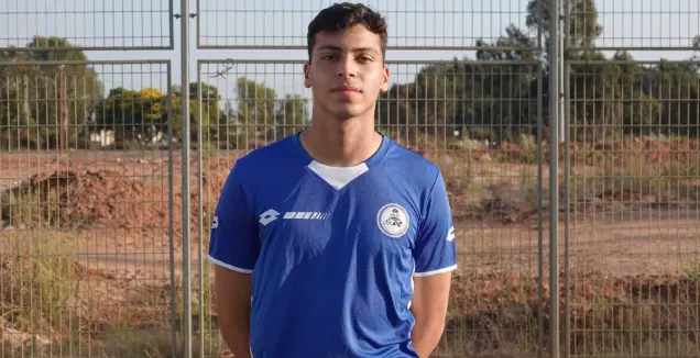 עדי יששכר במדי הפועל ניר רמת השרון  (באדיבות המועדון)